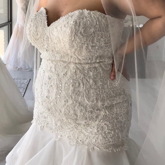 Allure bridal dress size 18 - Picture 3 of 5